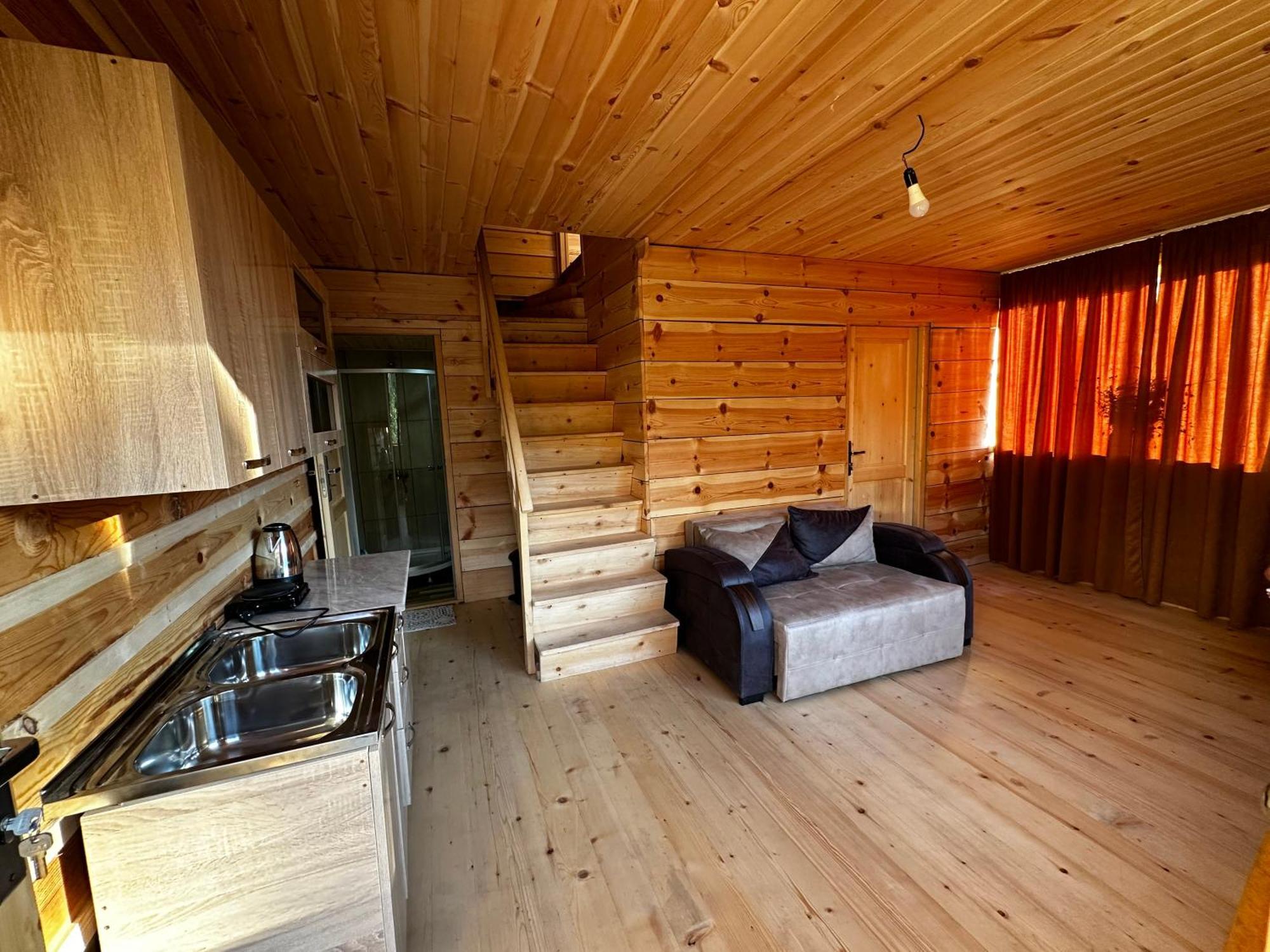 Ecohouse Svaneti Местия Экстерьер фото